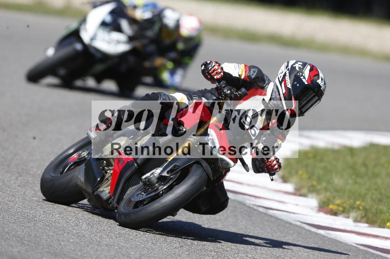 /Archiv-2025/48 25.08.2025 Cornu Master School ADR/rot-rouge/96